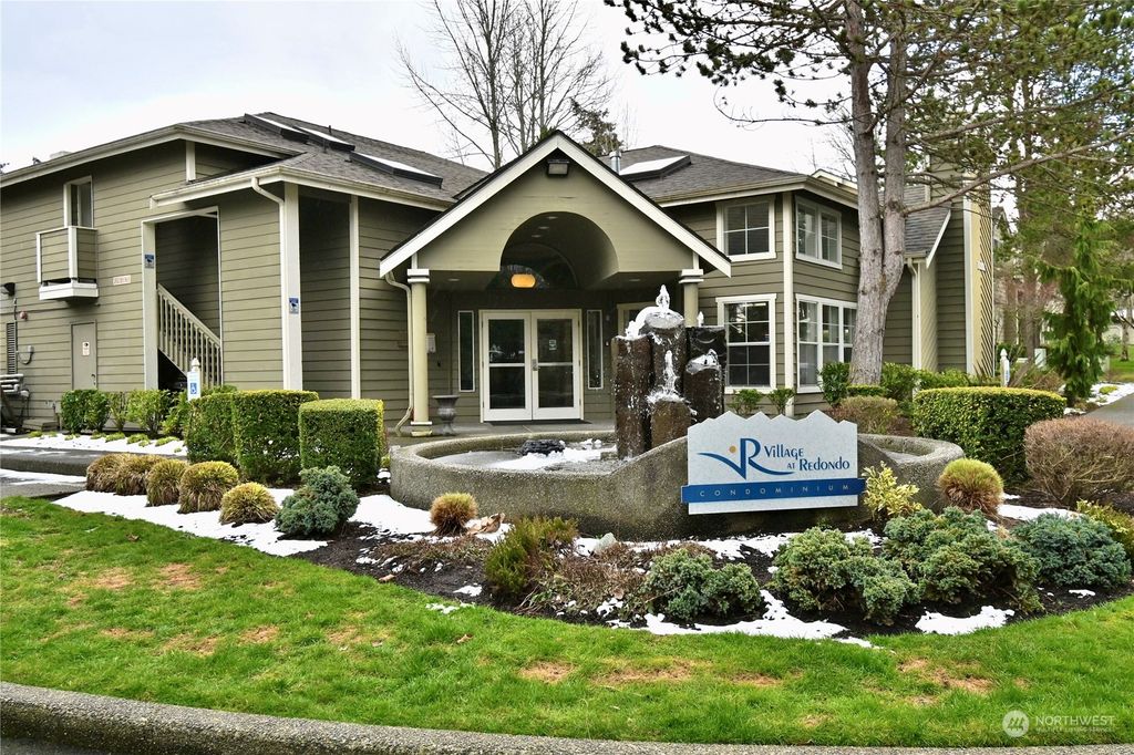 Photo of 28311 18th Avenue S #A-203, Federal Way, WA 98003 (MLS # 2040193)