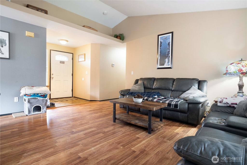 Photo of 713 Central Place, Sedro Woolley, WA 98284 (MLS # 2508717)