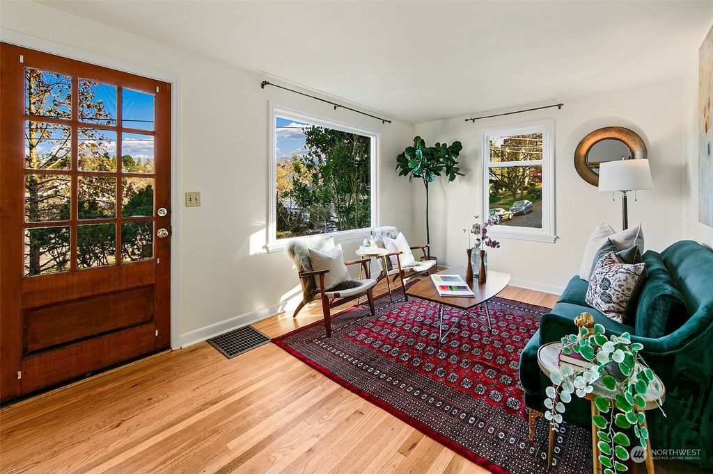 Photo of 1803 27th Avenue, Seattle, WA 98122 (MLS # 2326682)