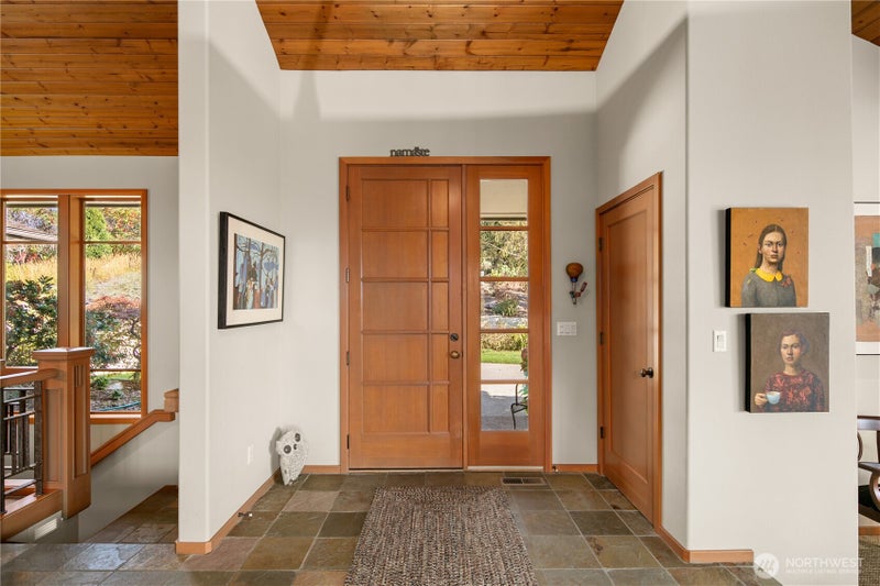 3804 W Eaglerock Drive