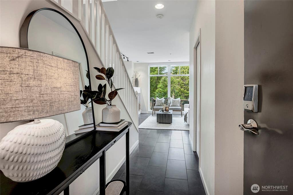 Photo of 17 W Mercer Street #TH7, Seattle, WA 98119 (MLS # 2570074)