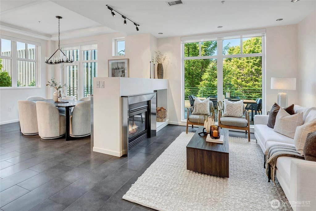 Photo of 17 W Mercer Street #TH7, Seattle, WA 98119 (MLS # 2570074)