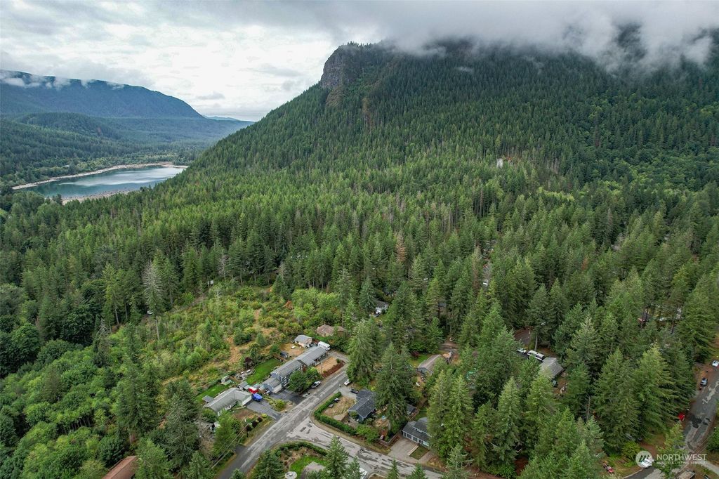 Photo of 42918 SE 173rd Street, North Bend, WA 98045 (MLS # 2158556)