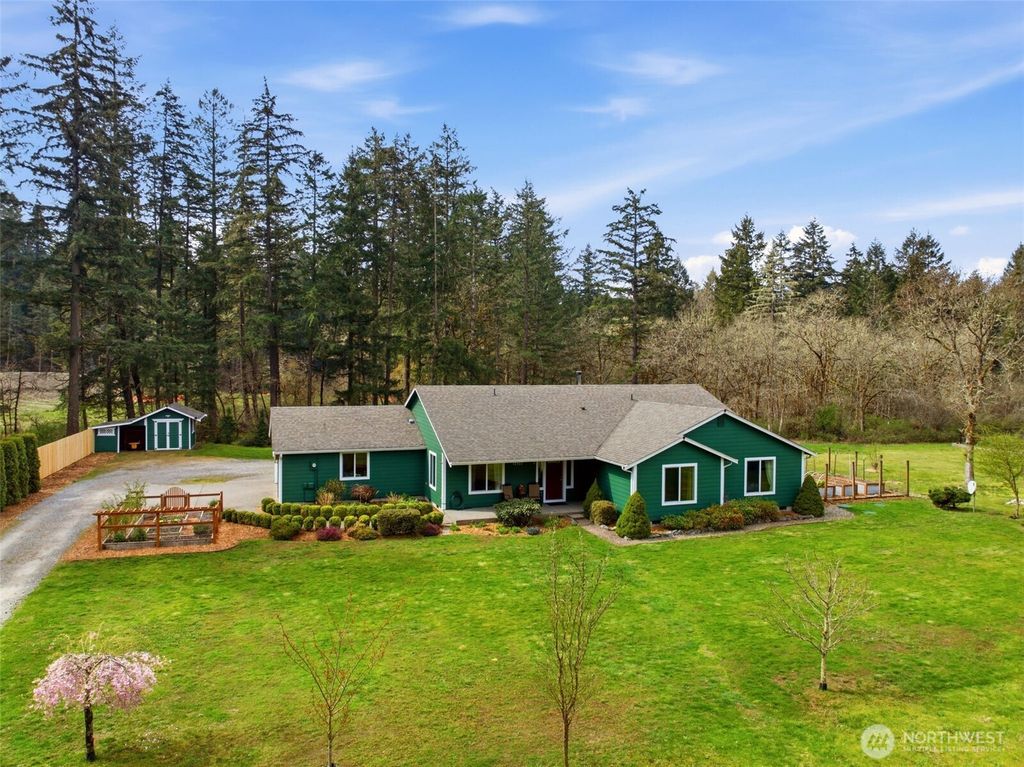 Photo of 17107 17th Avenue Ct S, Spanaway, WA 98387 (MLS # 2501289)