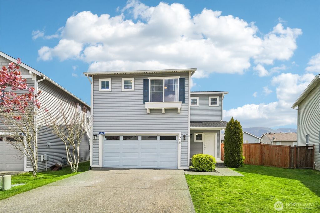 Photo of 5449 Emerald Court, Mount Vernon, WA 98273 (MLS # 2509505)