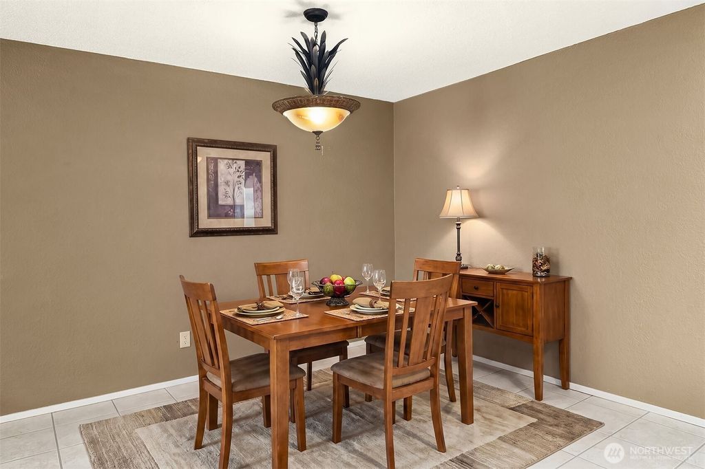 Photo of 118 SW 116th Street #D32, Seattle, WA 98146 (MLS # 2514571)