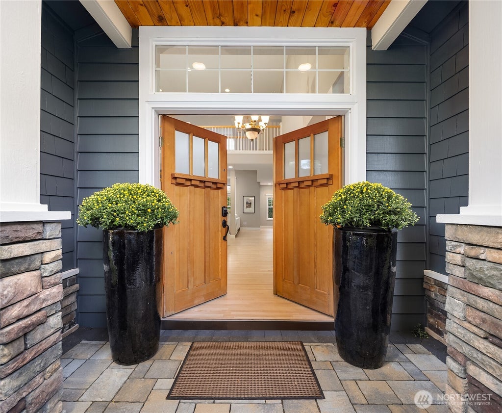 Photo of 1106 3rd Street, Kirkland, WA 98033 (MLS # 2582684)