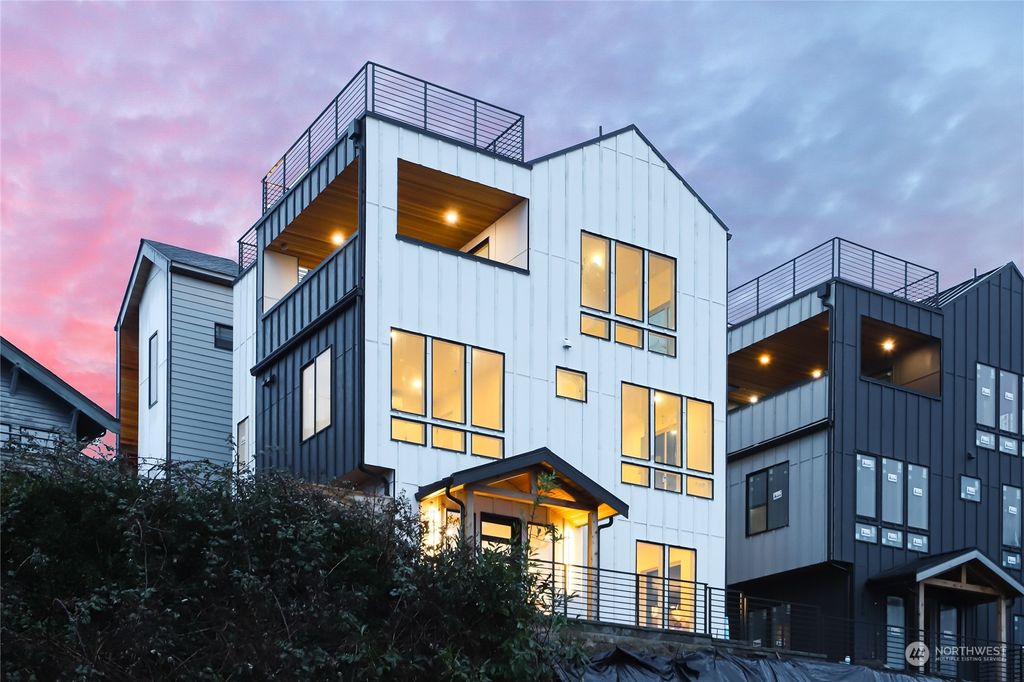 Photo of 4712 45th Avenue SW, Seattle, WA 98116 (MLS # 2198847)