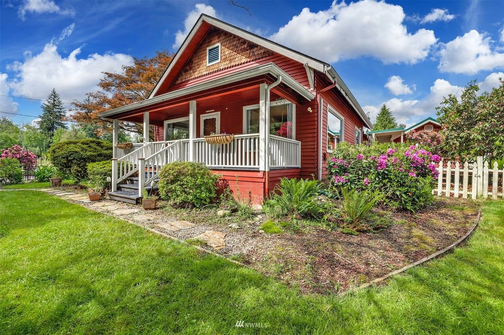 Photo of 12218 Ingraham Road, Snohomish, WA 98290 (MLS # 1949065)