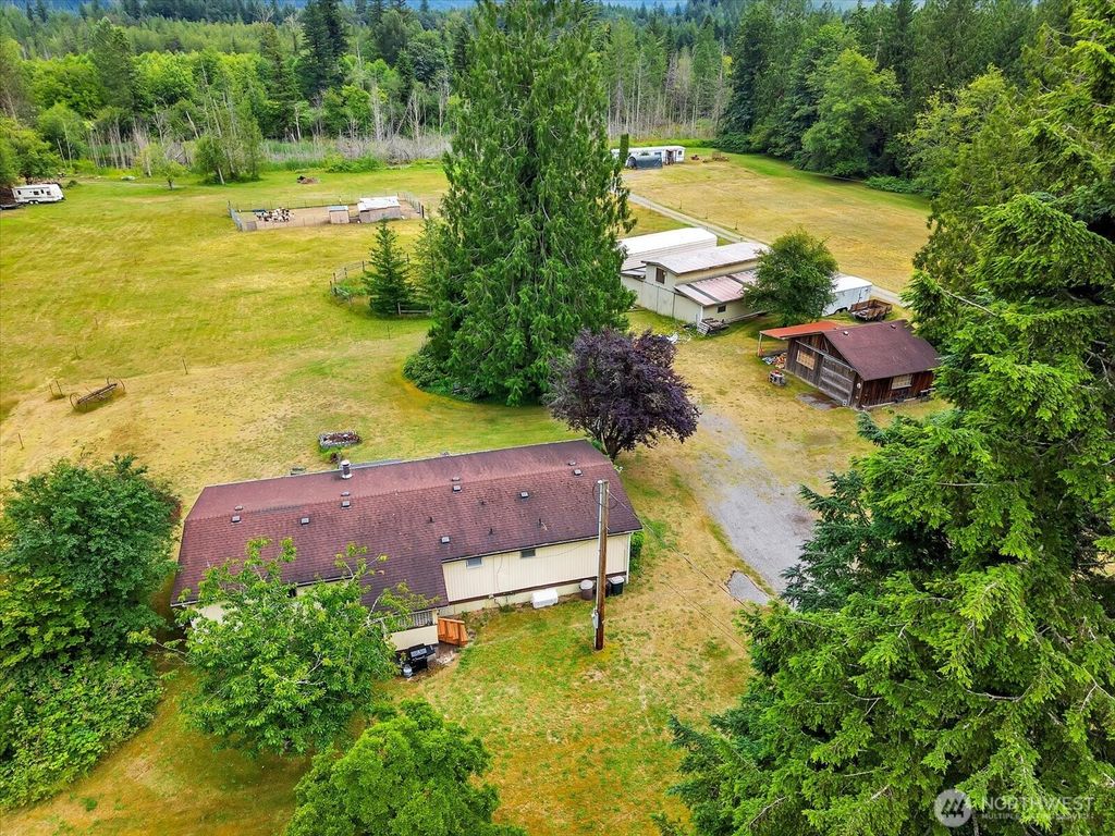 Photo of 16433 415th Avenue SE, Gold Bar, WA 98251 (MLS # 2549902)