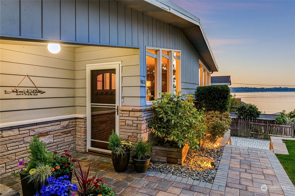 Photo of 4021 177th Avenue SE, Bellevue, WA 98008 (MLS # 2138740)