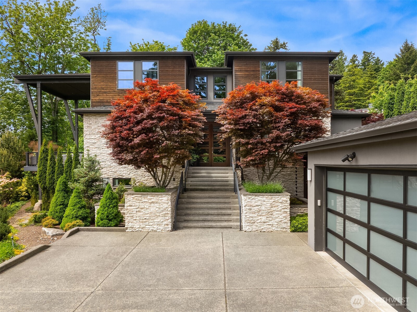 8326 84th Avenue SE