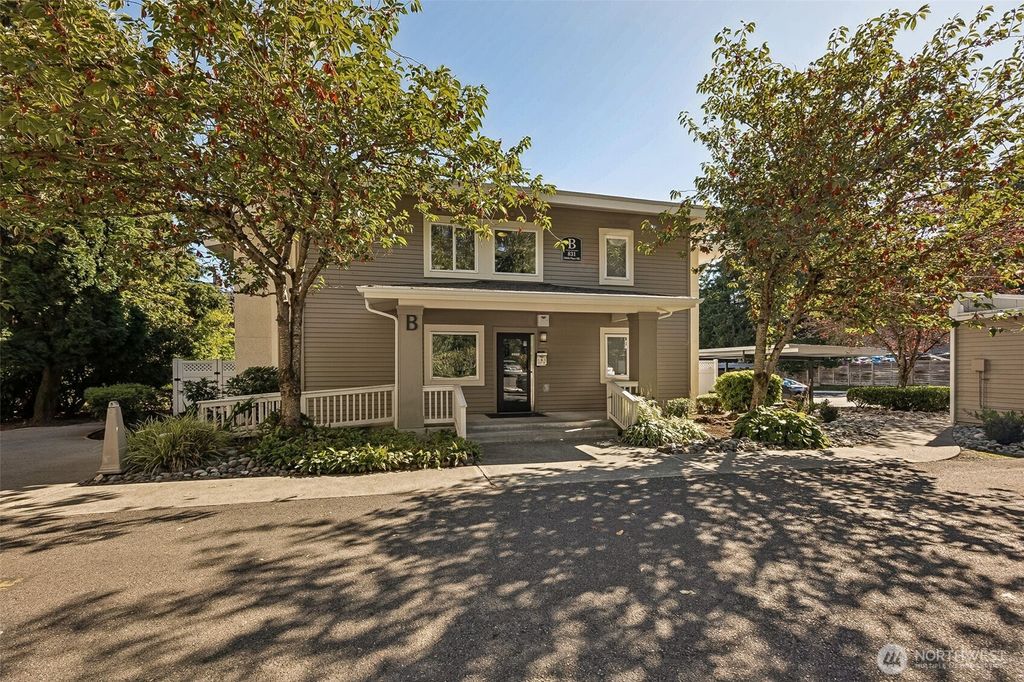 Photo of 831 126th Place NE #B208, Bellevue, WA 98005 (MLS # 2421448)