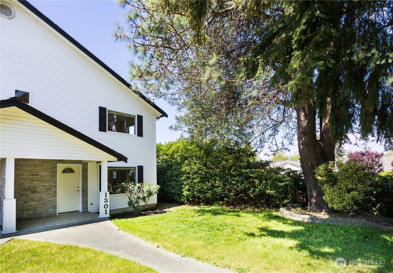 1301 Mitchell Avenue