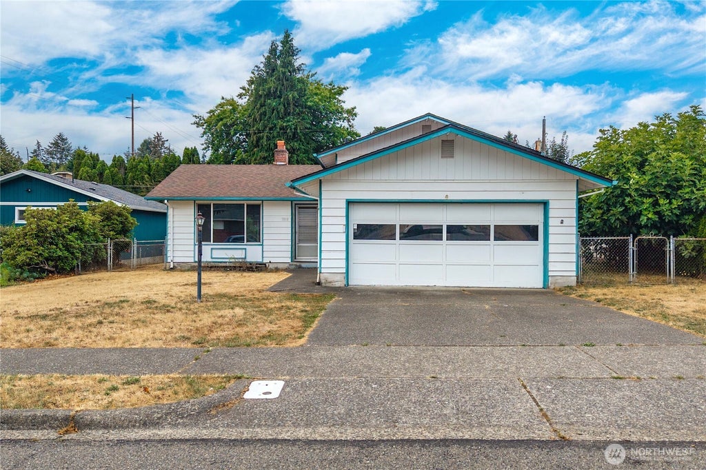 Photo of 1810 N Highland Street, Tacoma, WA 98406 (MLS # 2577265)