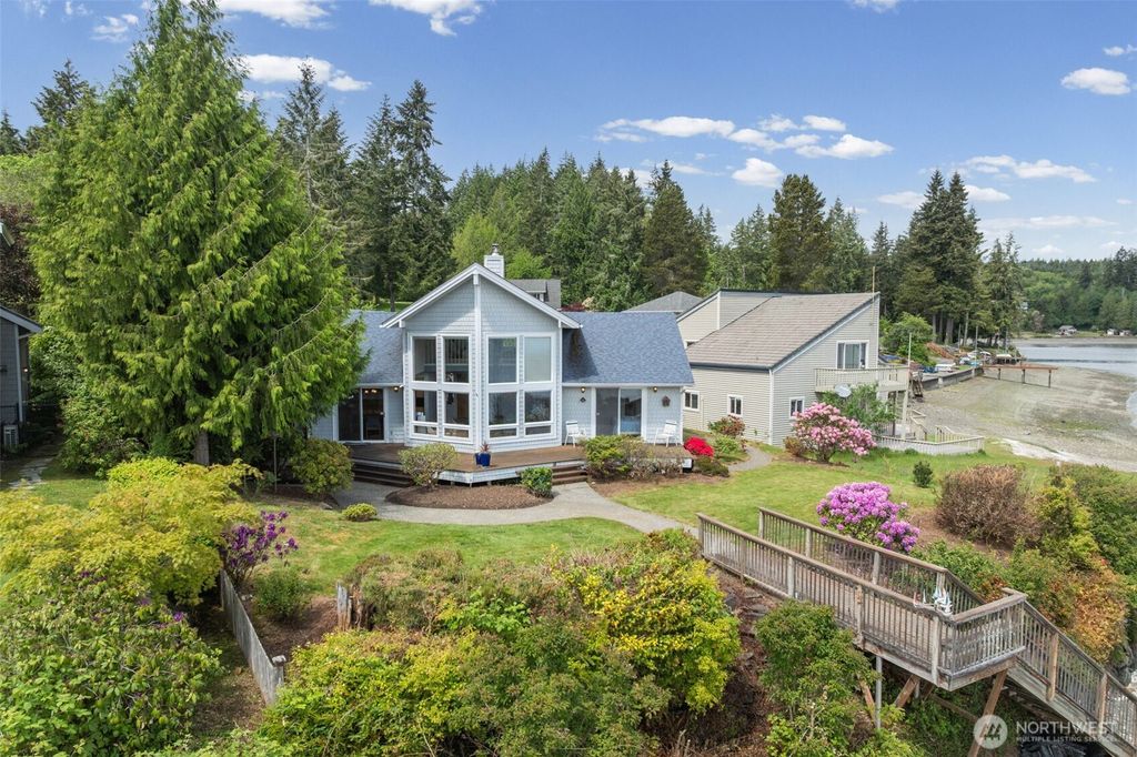 Photo of 120 E Old Winery Rd RD, Shelton, WA 98584 (MLS # 2518106)