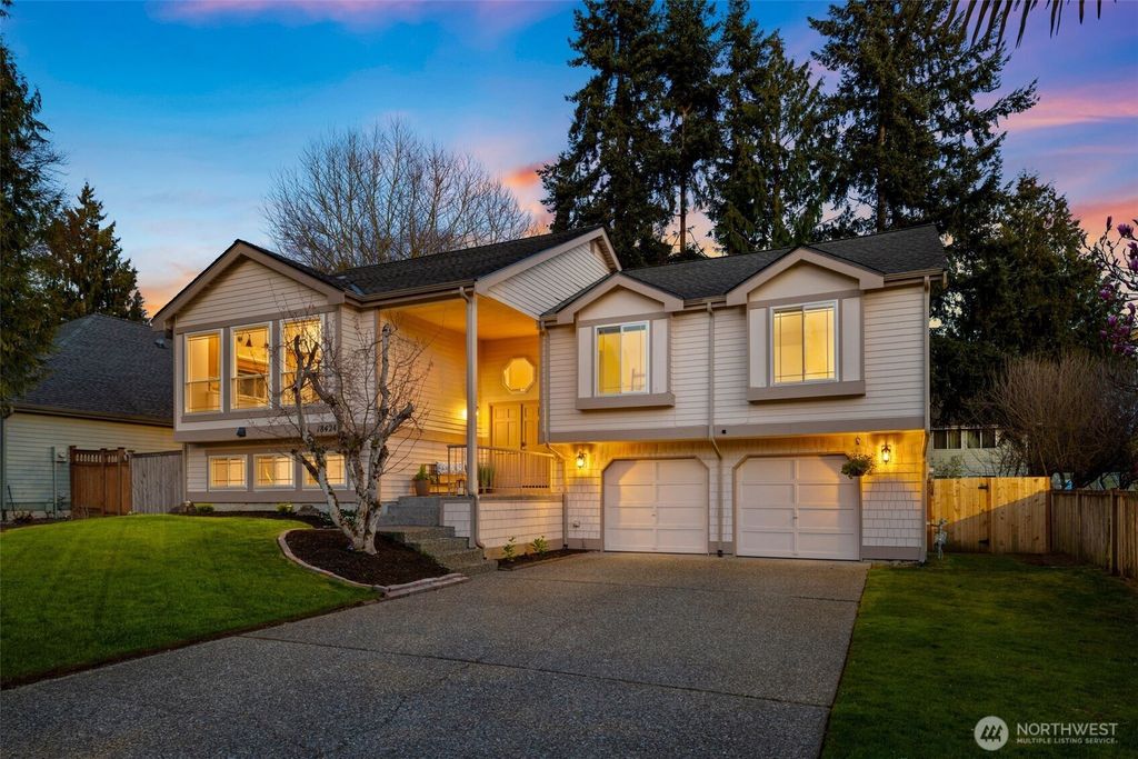 Photo of 18424 135th Place SE, Renton, WA 98058 (MLS # 2503034)