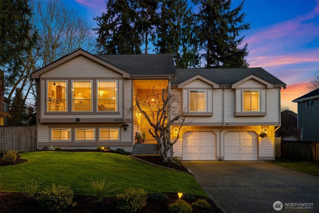 Photo of 18424 135th Place SE, Renton, WA 98058 (MLS # 2503034)