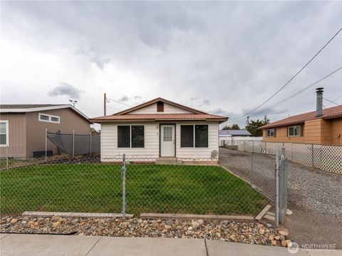 5 Delaware Avenue Rock Island WA 98850