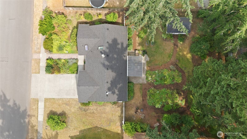 8324 Lake Forest Drive SE