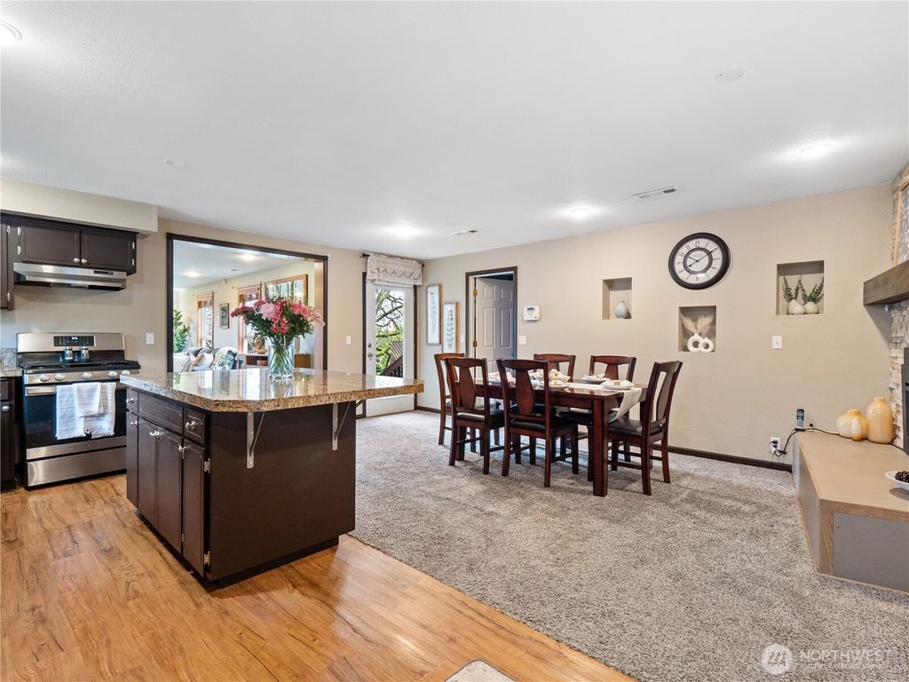 Photo of 7625 S Lake Stevens Rd Rd, Lake Stevens, WA 98258 (MLS # 2332934)