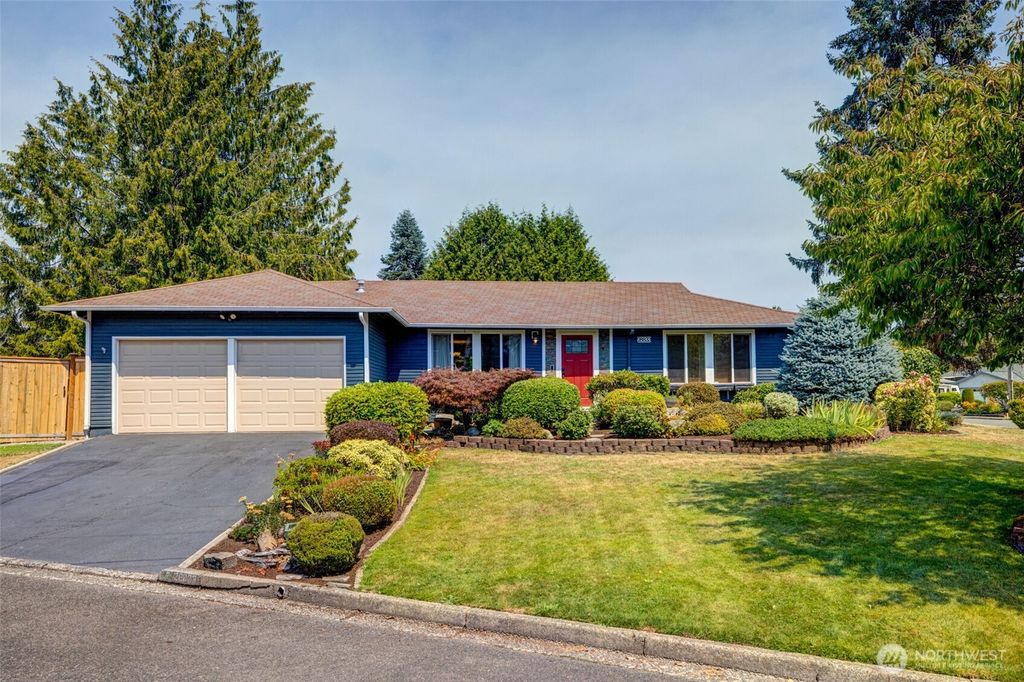 Photo of 28833 21st Avenue S, Federal Way, WA 98003 (MLS # 2427566)