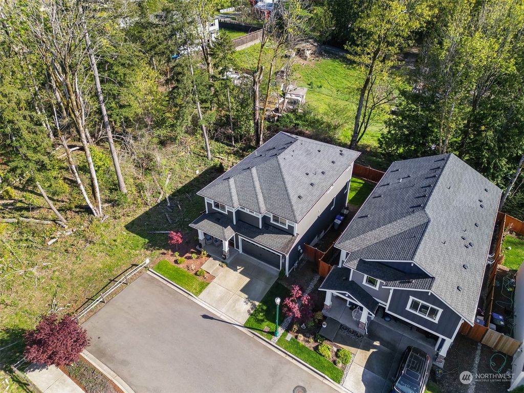 Photo of 26423 202nd Court SE, Covington, WA 98042 (MLS # 2217382)