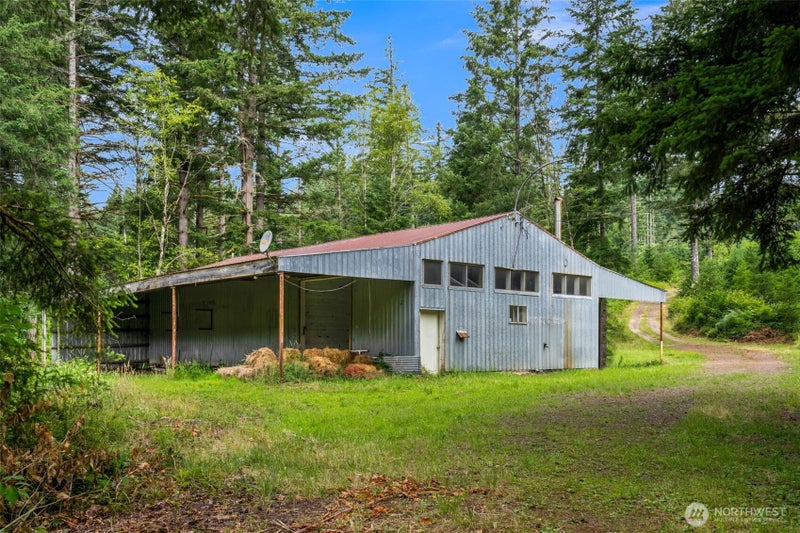 3832 NE Cavitt Road
