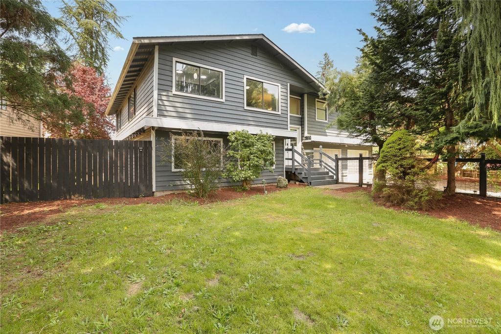 Photo of 4911 128th Street NE, Marysville, WA 98271 (MLS # 2518282)