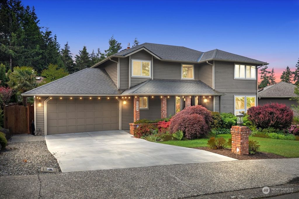 Photo of 6928 168th Street SW, Lynnwood, WA 98037 (MLS # 2246818)