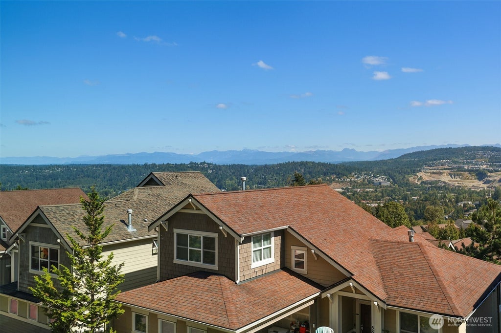 Photo of 581 Mountain View Lane NW, Issaquah, WA 98027 (MLS # 2589260)