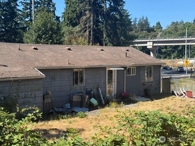 Photo of 522 NE 145th Street, Shoreline, WA 98155 (MLS # 2570738)