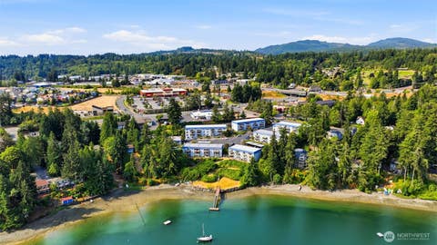 Photo of 924 Shorewood Drive #D39, Bremerton, WA 98312 (MLS # 2562982)