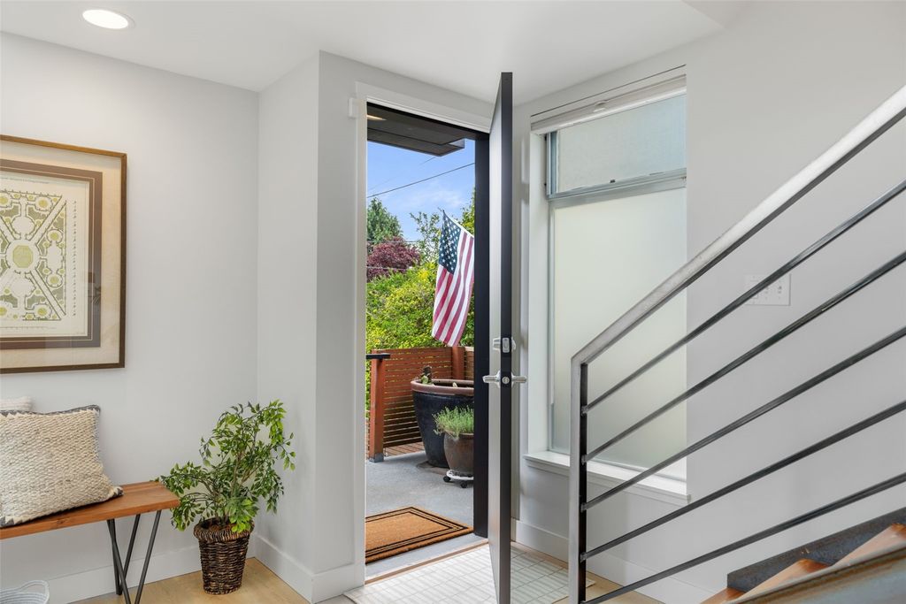Photo of 4529 34th Avenue S, Seattle, WA 98118 (MLS # 2522139)