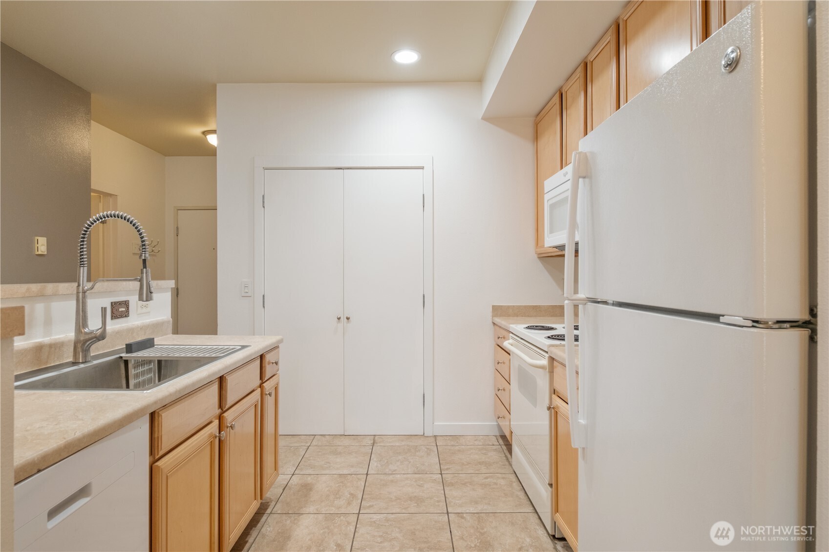512 Darby Drive 308
