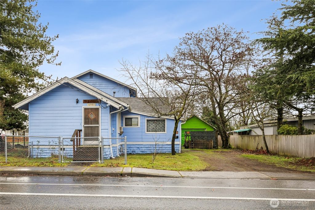 Photo of 6931 S Tyler Street, Tacoma, WA 98409 (MLS # 2466377)