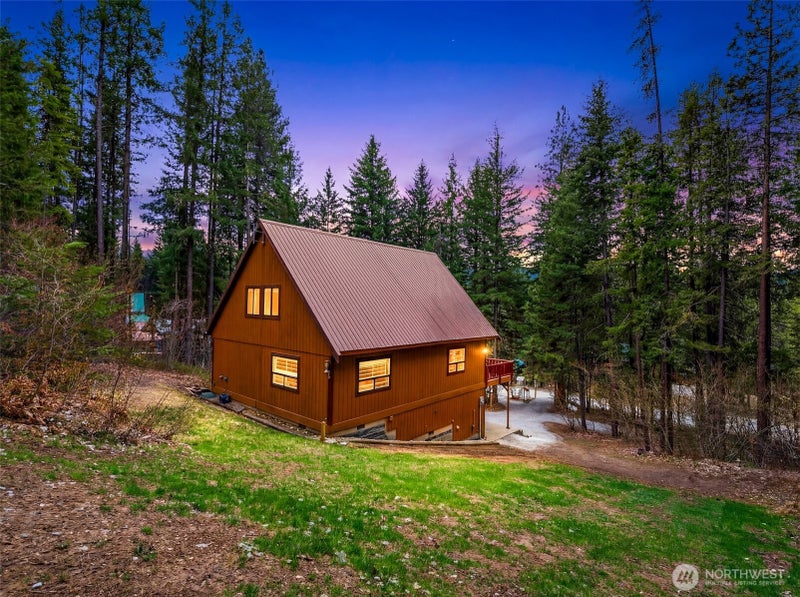 2454 Salal Drive