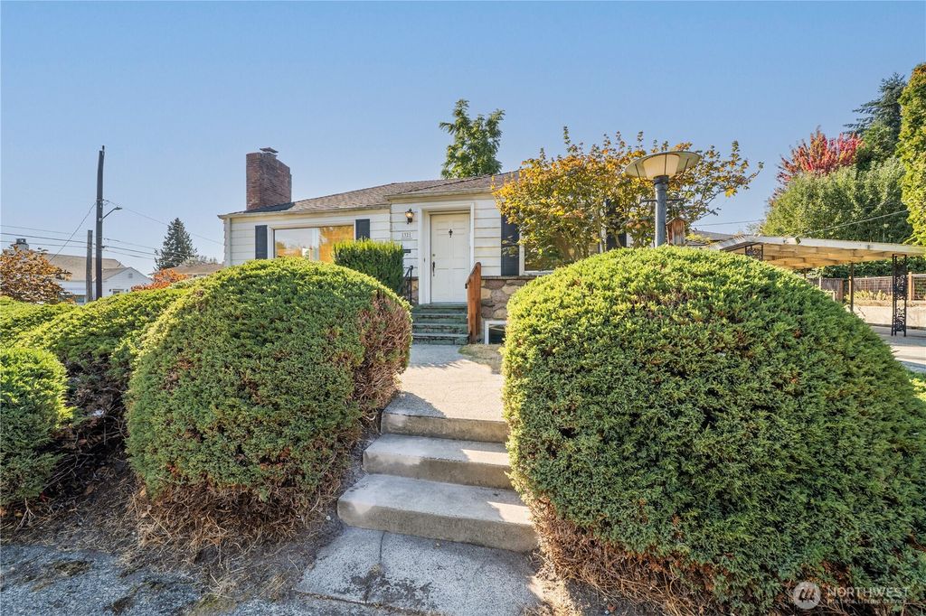 Photo of 1321 N 82nd Street, Seattle, WA 98103 (MLS # 2434463)