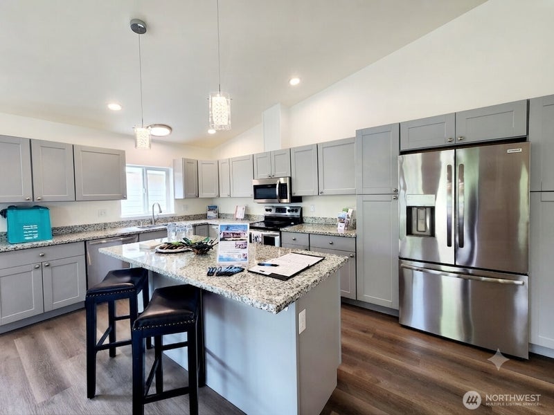 371 Centaurus Avenue SW