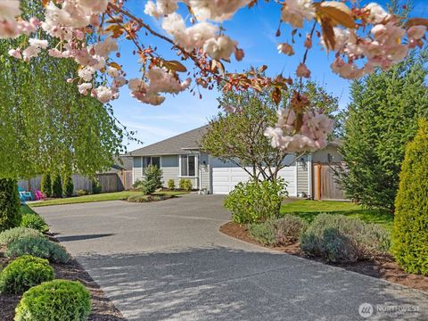 Photo of 22905 SE 281 Place, Maple Valley, WA 98038 (MLS # 2551908)