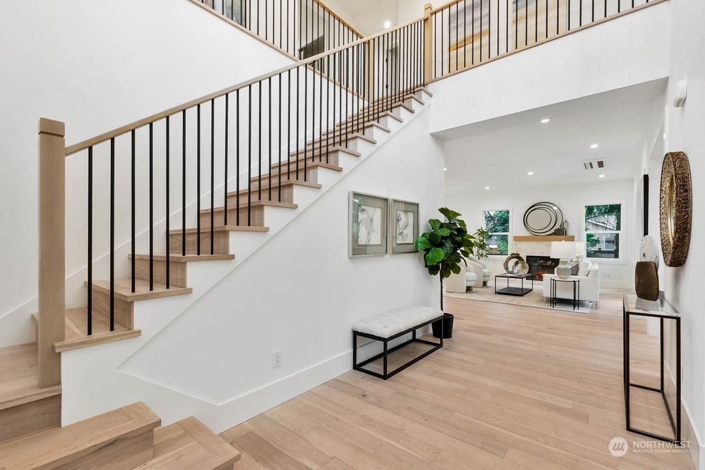 Photo of 3554 NE 87th Street, Seattle, WA 98115 (MLS # 2160628)