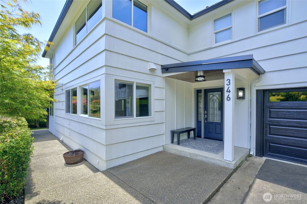 Photo of 346 Lawrence Street, Hoquiam, WA 98550 (MLS # 2549882)
