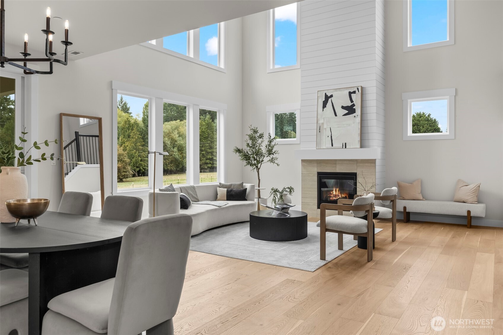 1617 Lockridge Loop E