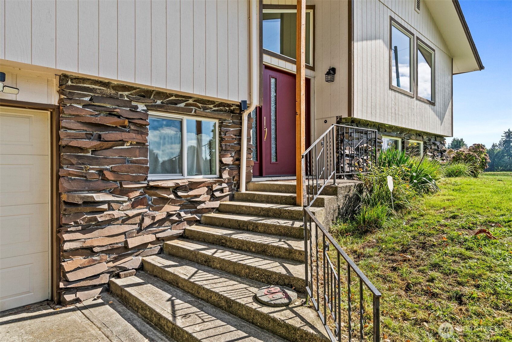 8400 Old Highway 99 SE