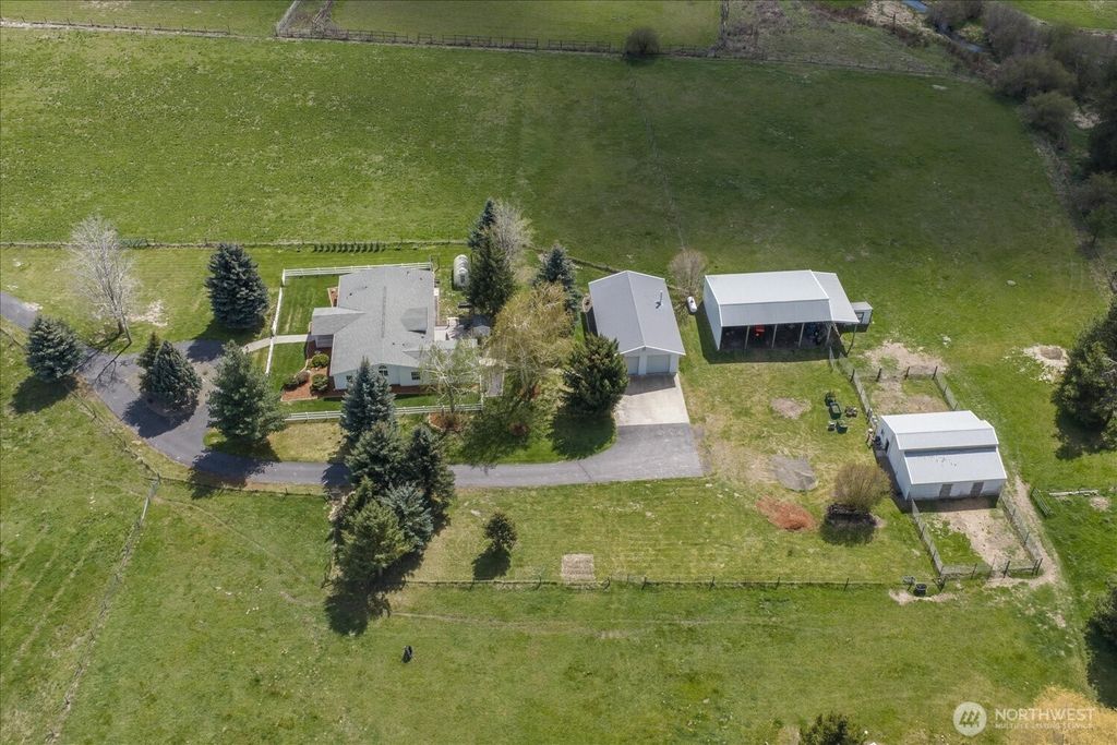 Photo of 17303 N Mt. Spokane Park Dr Dr, Mead, WA 99021 (MLS # 2515222)