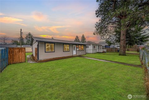 Photo of 6621 S Pine Street, Tacoma, WA 98409 (MLS # 2530824)