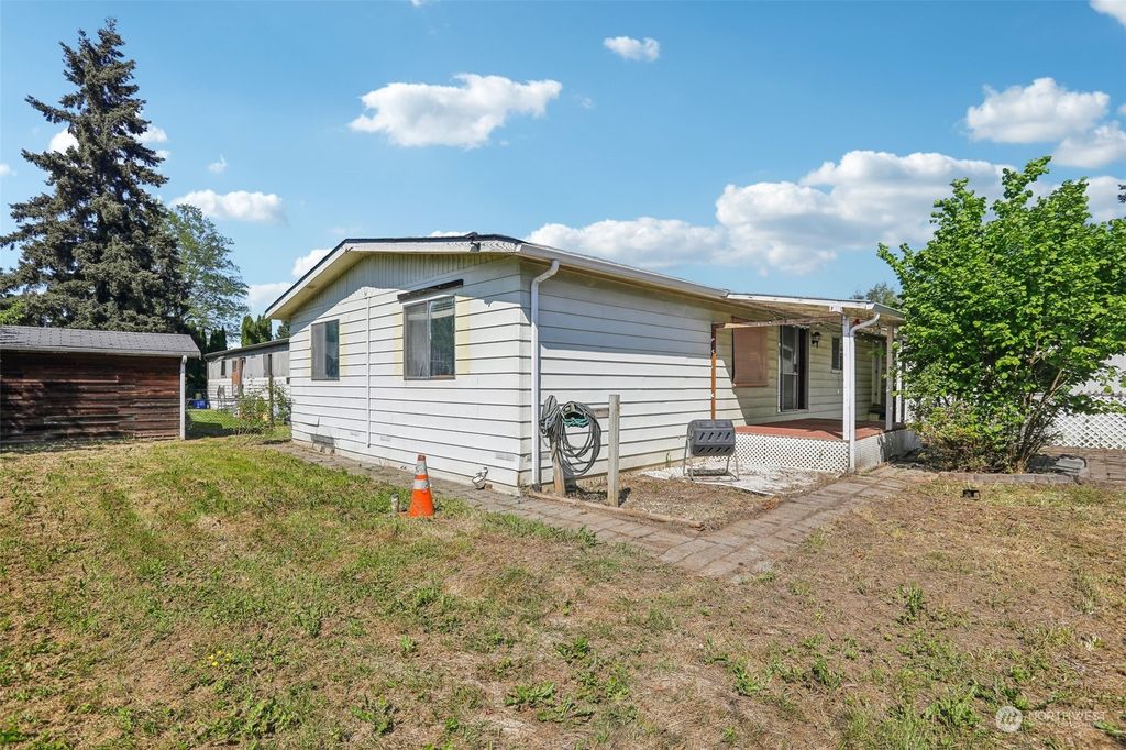 Photo of 411 4th Place SW, Pacific, WA 98047 (MLS # 2238394)