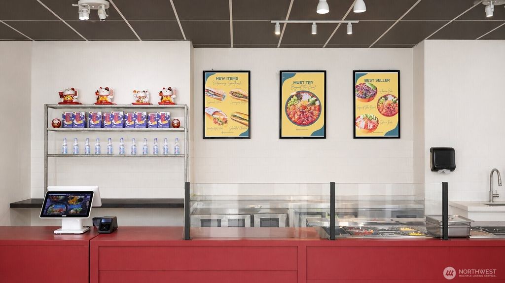 Photo of 12518 Lake City Way NE, Seattle, WA 98125 (MLS # 2509062)