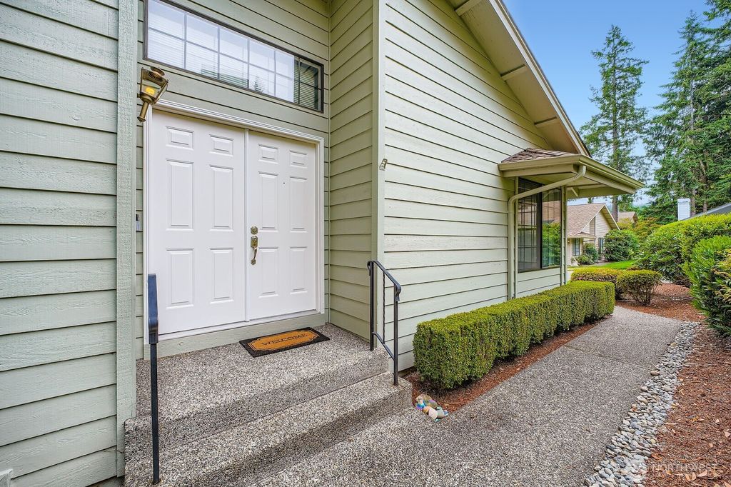 Photo of 16142 SE 33rd Lane Unit #1001 Ln, Bellevue, WA 98008 (MLS # 2405763)