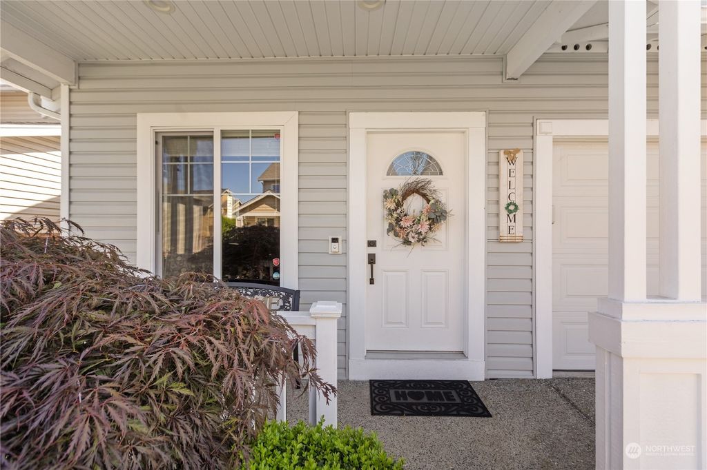 Photo of 2622 140th Place SW #10, Lynnwood, WA 98087 (MLS # 2147568)